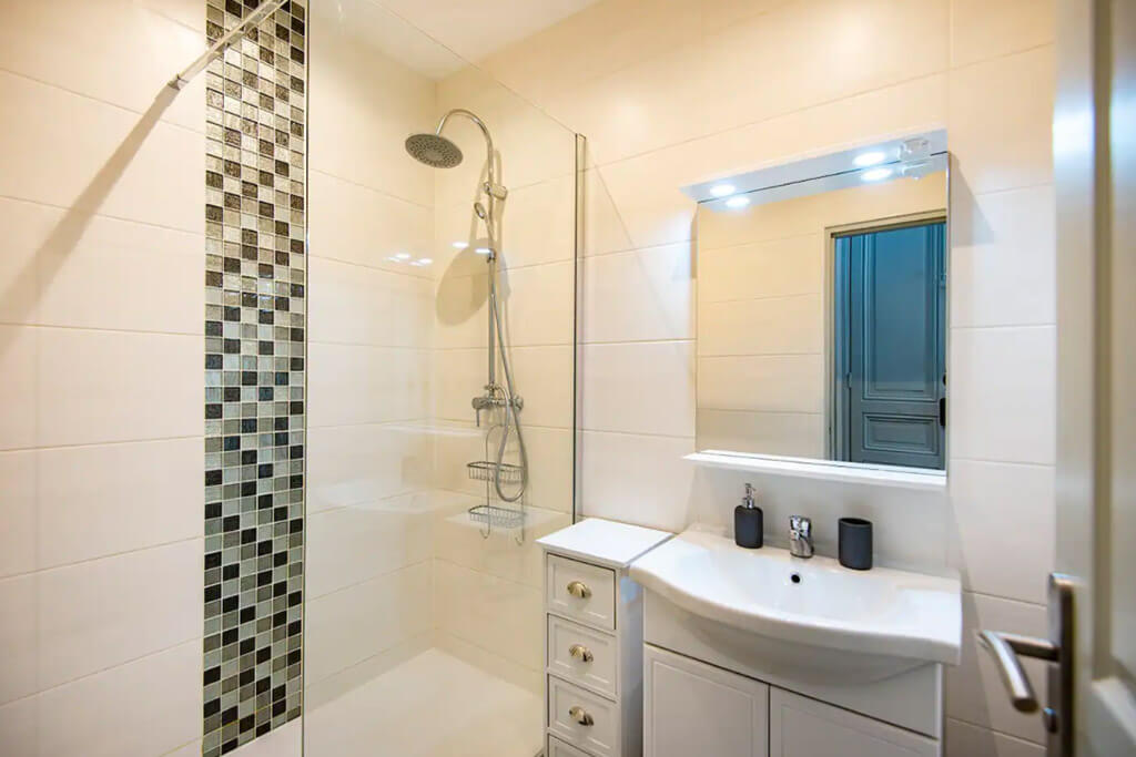 T4 60m² Marseille salle de bain