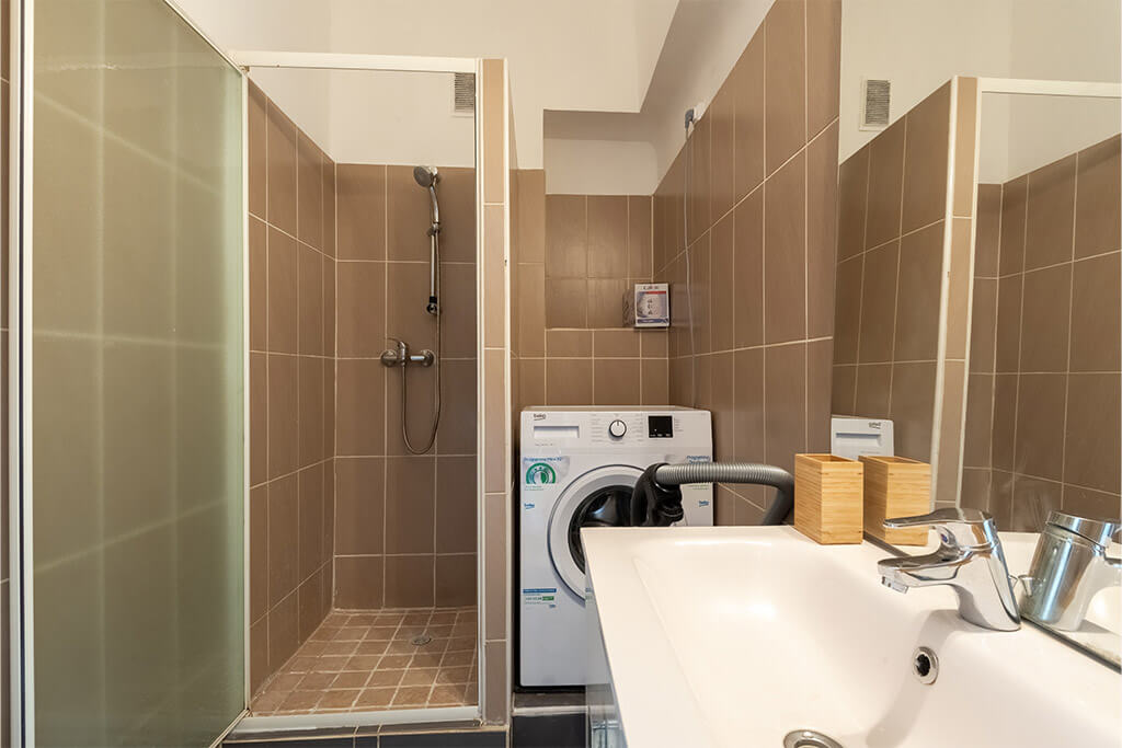 realisation-matthieu-marseille-T1-salle-de-bain
